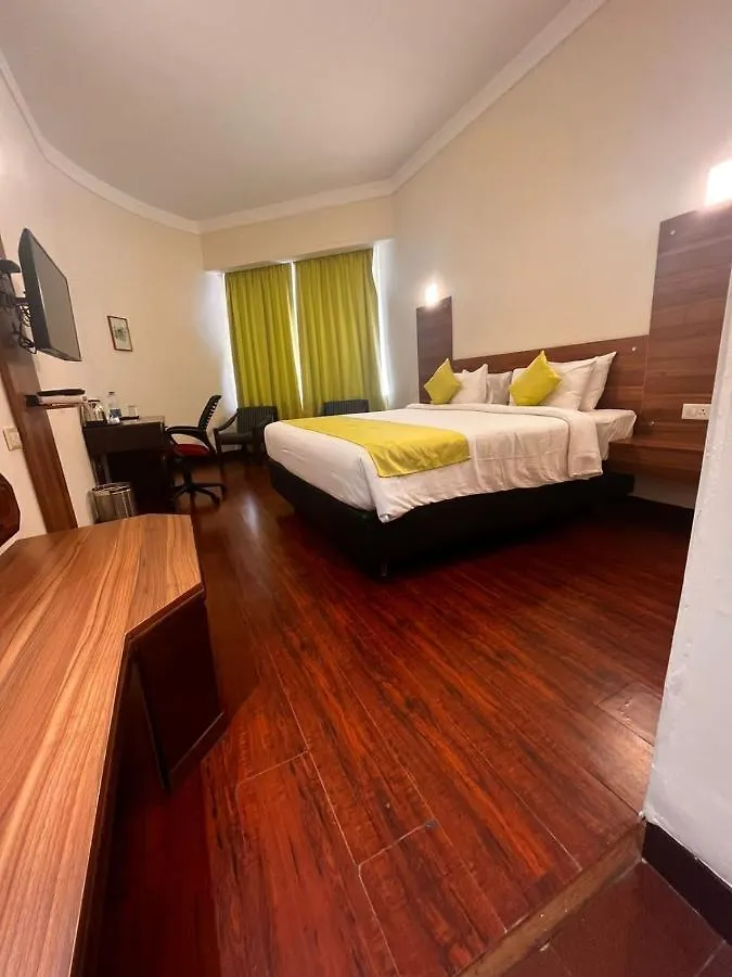 Hotel Presidency Kochi City Centre
